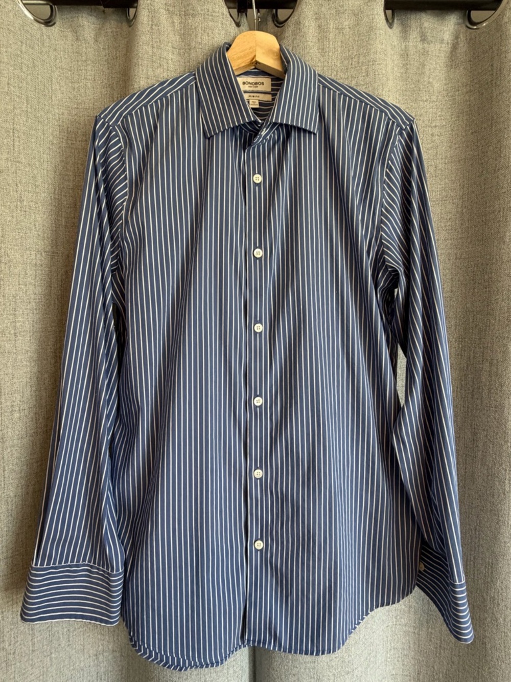 Bonobos Men's Navy Stripe Dress Shirt 
15.5 collar / 35 sleeve